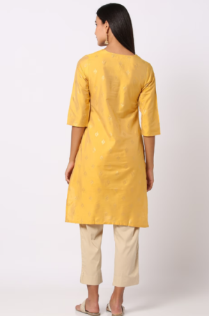 Foil Print Straight Kurta - Image 4