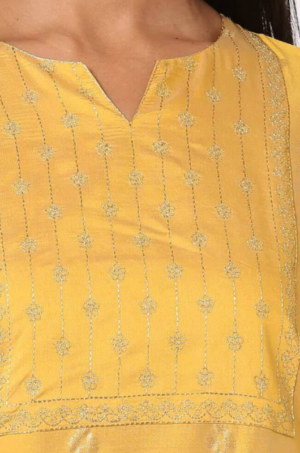 Foil Print Straight Kurta - Image 5