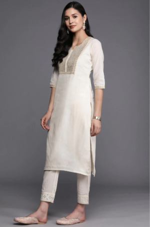 Off White Yoke Design Cotton Straight Kurta - Image 4