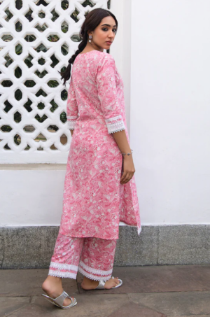 Pink Cotton Floral Regular Kurta Set - Image 4